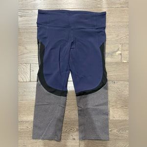 alo navy blue/grey/black cropped leggings with mesh